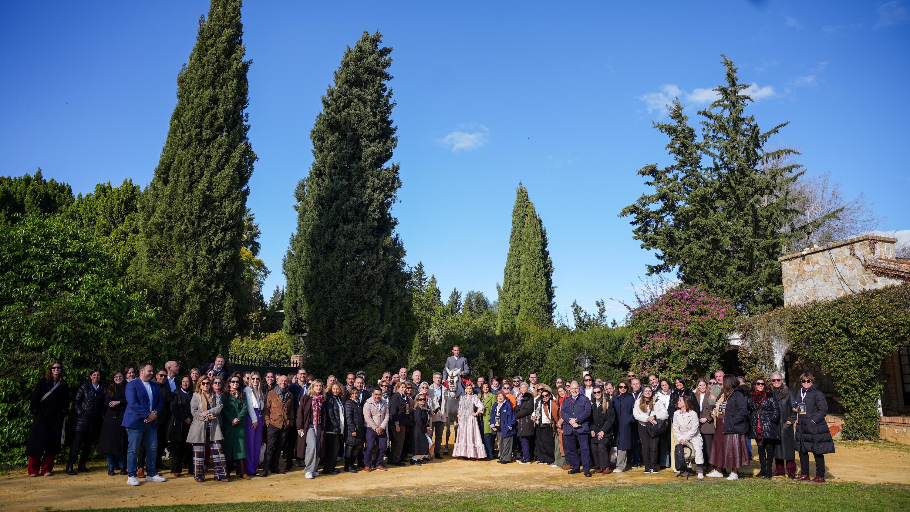 01-180128 Fam Trip Leisure