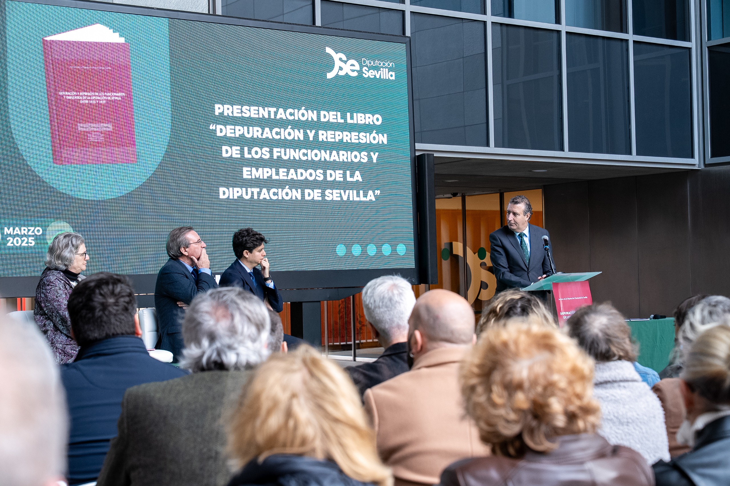 03102025 foto Libro Represión Memoria Democrática