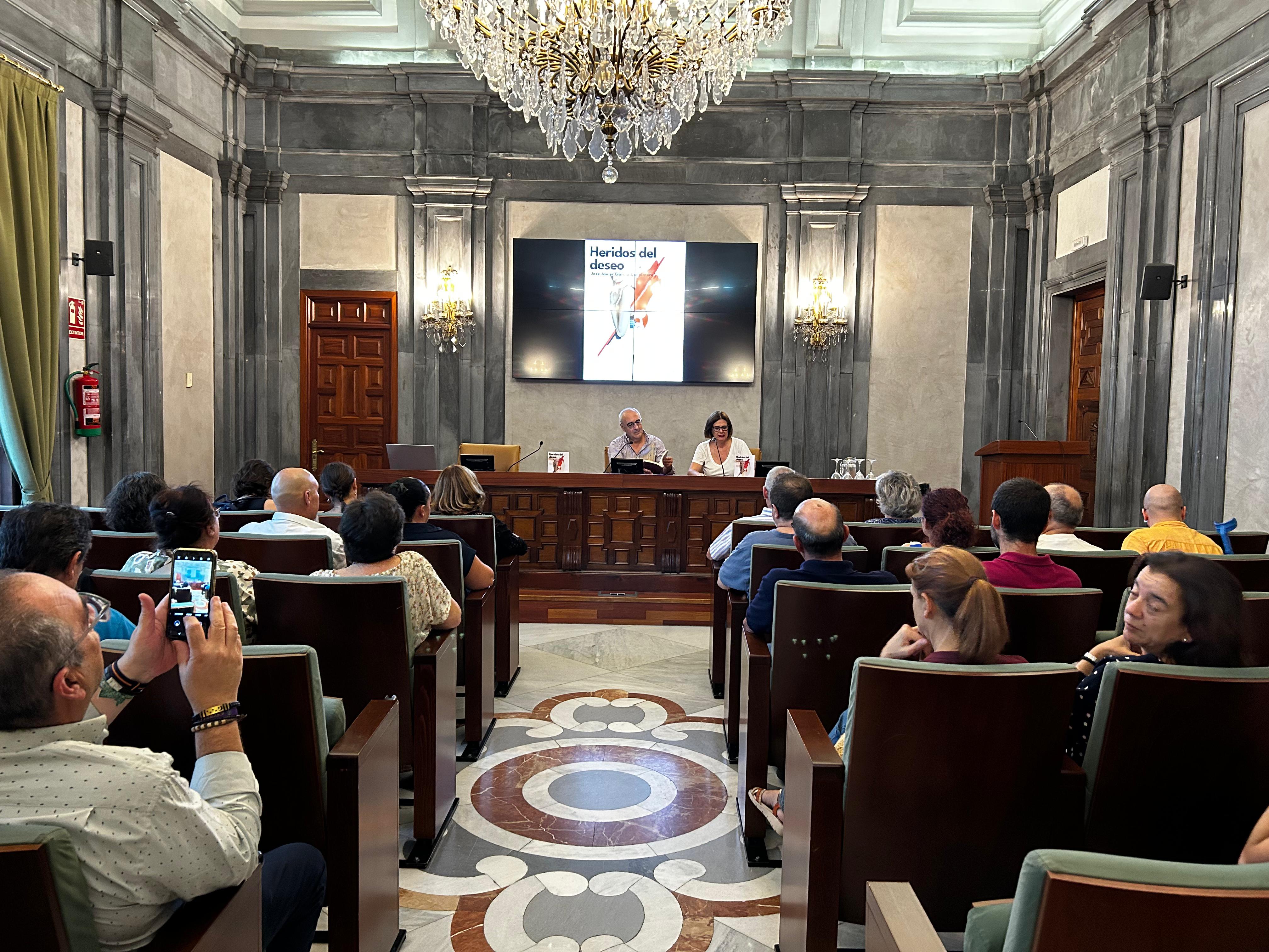 10-091025 Foto PRESENTACIÓN 'HERIDOS DEL DESEO'