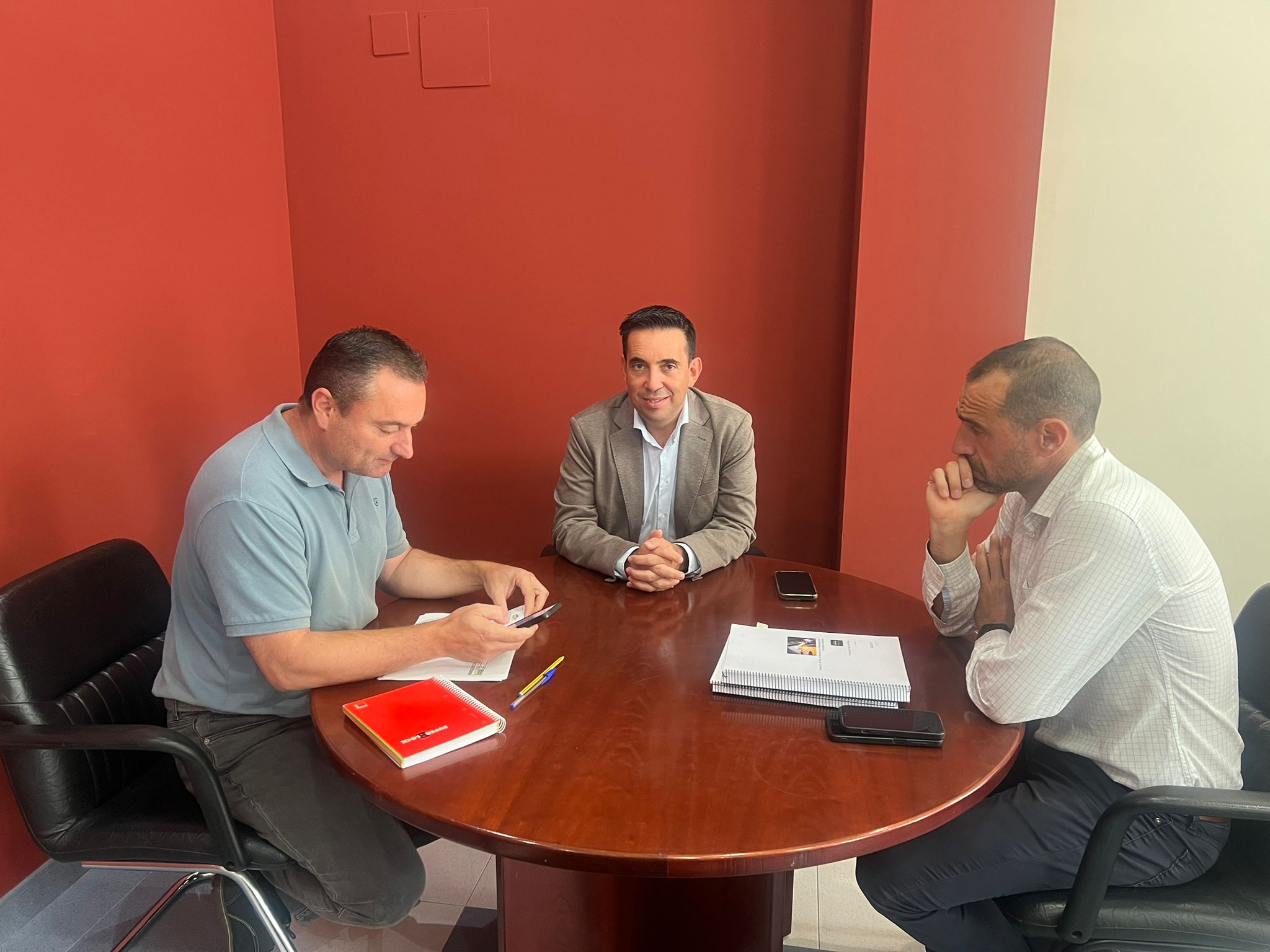 10-171025 VISITA SIERRA SUR 1