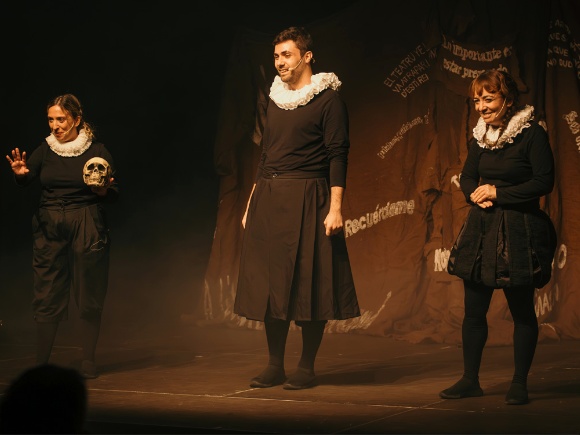 02-060226 HAMLET GUAYOMINÍ PRODUCCIONES