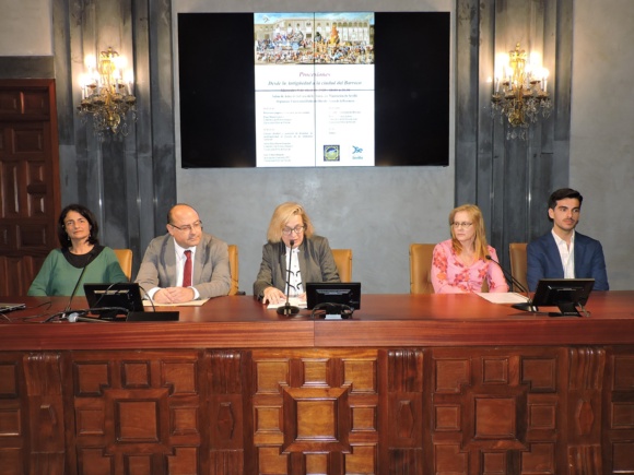 04-100425 FOTO Procesiones UPO Casa de la Provincia