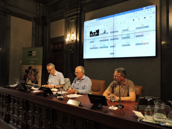 07-060726 JORNADAS BIBLIOTECAS UNED 1