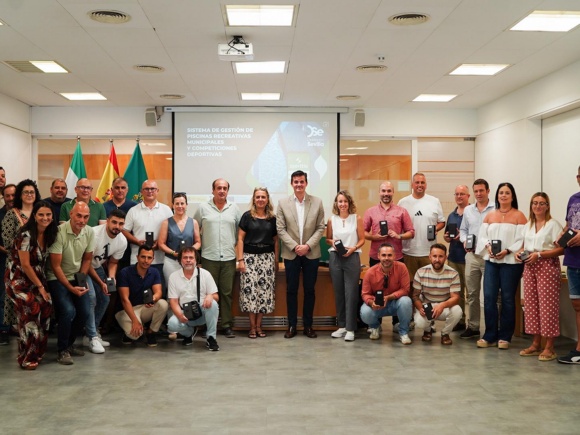 07-150725 Foto ENTREGA PDA GESTIÓN ACCESO PISCINAS MUNICIPALES