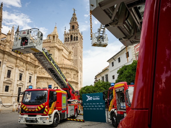08-060825 ENTREGA VEHÍCULOS JUNIO RECURSO