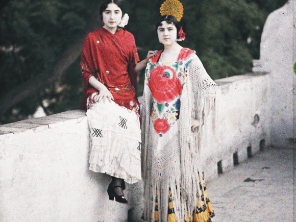 09-080925 EXPO LUMIÈRE EN PARÍS cartel