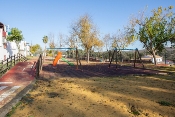 Acondicionamiento de parques municipales: parque infantil cruz marín, arroyo de la plata, la alcornocosa, valdeflores, la aulaga, parque biosaludable p.i. cruz marín y parque cruz marín.