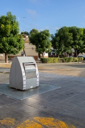 Soterramiento de contenedores en varias calles del municipio