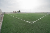 Reparación de instalaciones en el campo de fútbol municipal