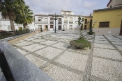 Reforma y embellecimiento jardín plaza de la iglesia