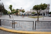 Restructuración de la plaza de cuba e instalación de juegos infantiles para niños con necesidades especiales, así como instalación de aparatos de gimnasia para personas mayores en zonas verdes