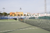 Reparaciones de instalaciones deportivas: polideportivo municipal en avda. del aljarafe nº 33