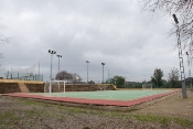 Conservación en polideportivo municipal y pista de pádel