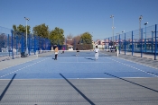 Conservación y reparación de pista de tenis