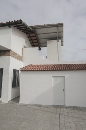 Mejora de la accesibilidad del salón multifuncional en planta alta  y colegio público genil de isla redonda-la aceñuela