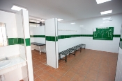 Conservación y reparación de los vestuarios del campo de fútbol municipal