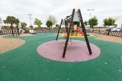 Pavimentación del parque infantil de la barriada "el parronal"